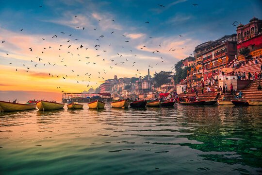 Tours and Tickets to Experience Varanasi Ghats (Banaras Ghats)