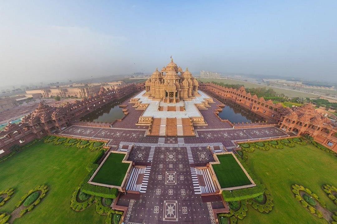 Swaminarayan Akshardham Temple Exibition, light show tour 4 hours